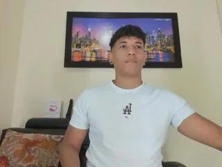 Offline yoxi_martinez on Flirt4Free