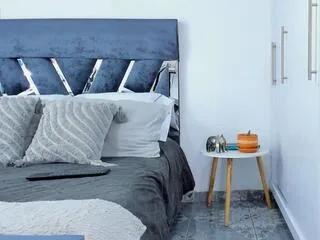 Away zack_froone on Flirt4Free