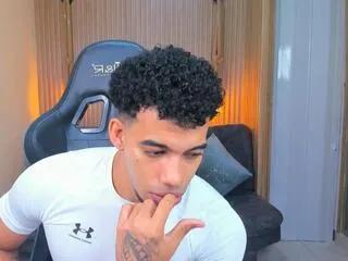 Freechat zaiden_klein on Flirt4Free