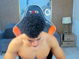 Freechat zaiden_klein on Flirt4Free