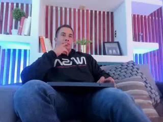 Freechat zane_maverick on Flirt4Free