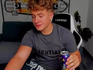 Offline zeke_carter on Flirt4Free