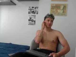 Offline zion_gates on Flirt4Free