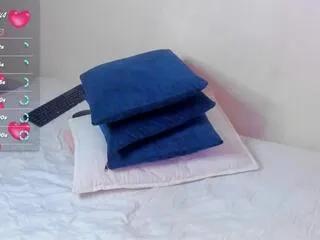 Freechat zylith_russell on Flirt4Free