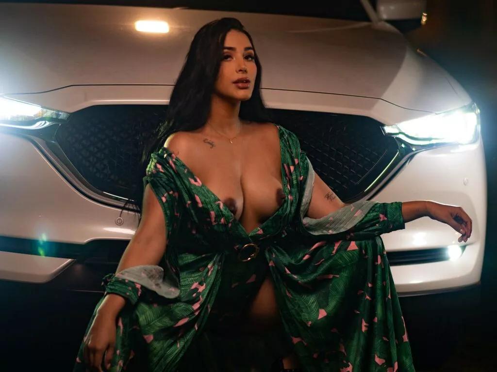 LiveJasmin AllishaCoral is Freechat AllishaCoral — I enjoy a good company, a good conversation, or an adventure; I am a romantic girl who loves adrenaline and having a lot of fun with you my friends.