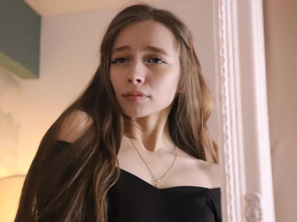 Offline AmiVaine on LiveJasmin