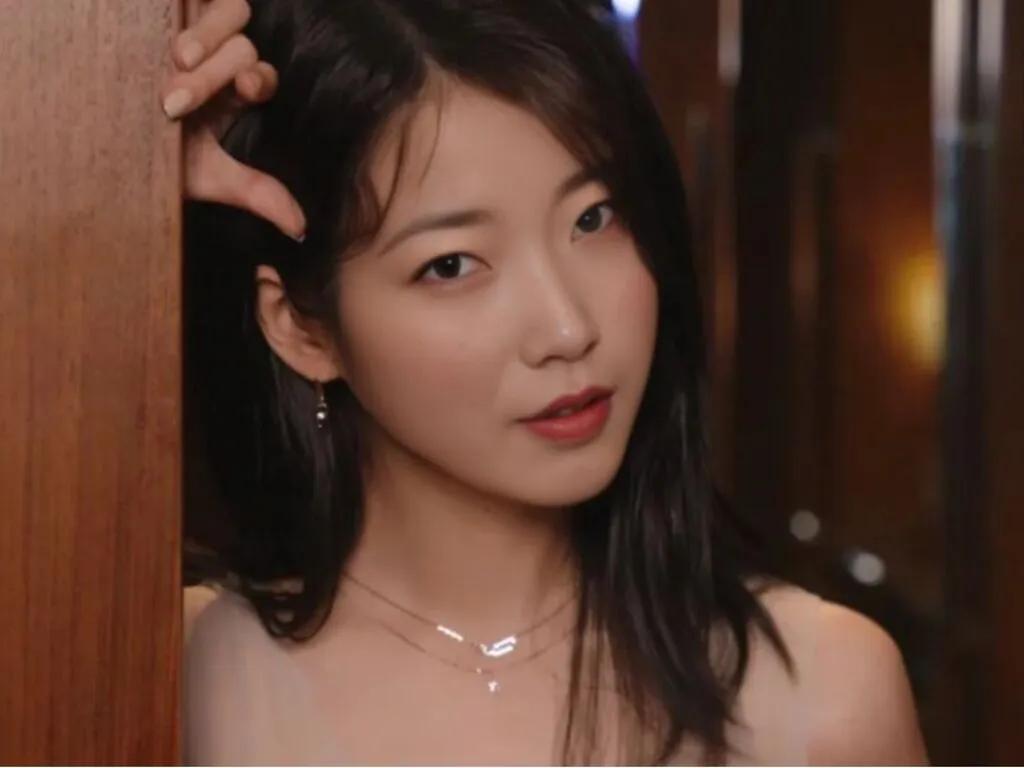 Offline BeIIaDiana on LiveJasmin