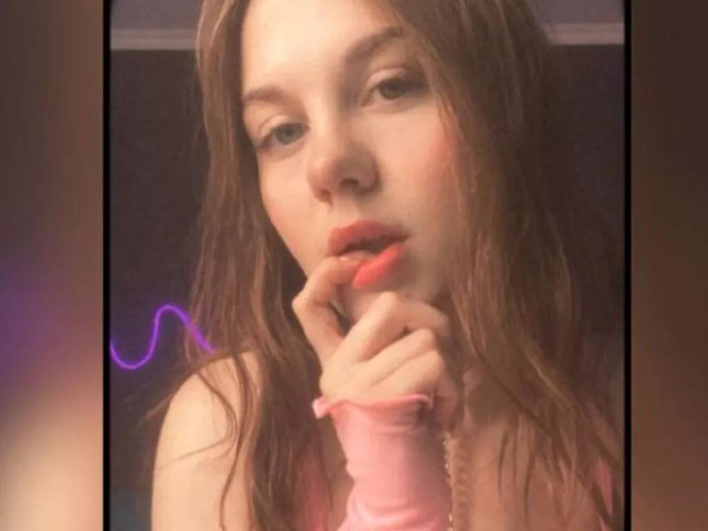 LiveJasmin DynaBae is Freechat DynaBae — Im excited by kind men and nice attitude!