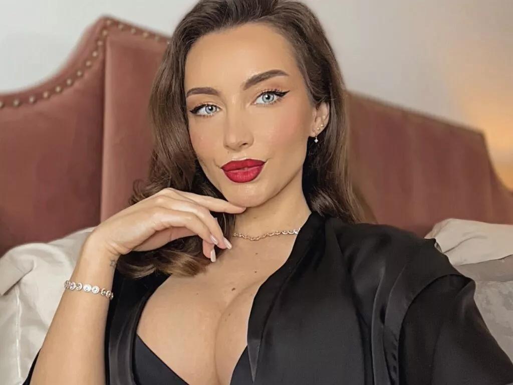 Offline EthelynRose on LiveJasmin