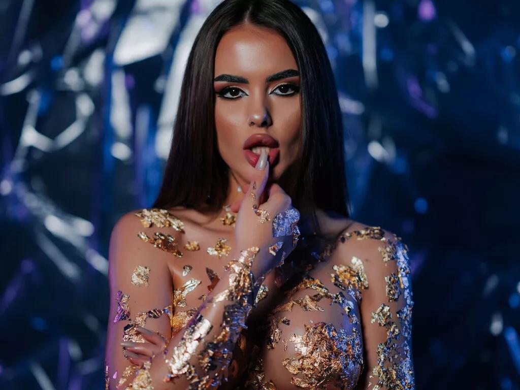 LiveJasmin Innes is Freechat Innes — I love it when I meet someone brave enough to allow me to set free my imagination, my thoughts, my desires. Imagination is the language of the soul. Let us open up our souls and together we will discover all we want to fulfill.