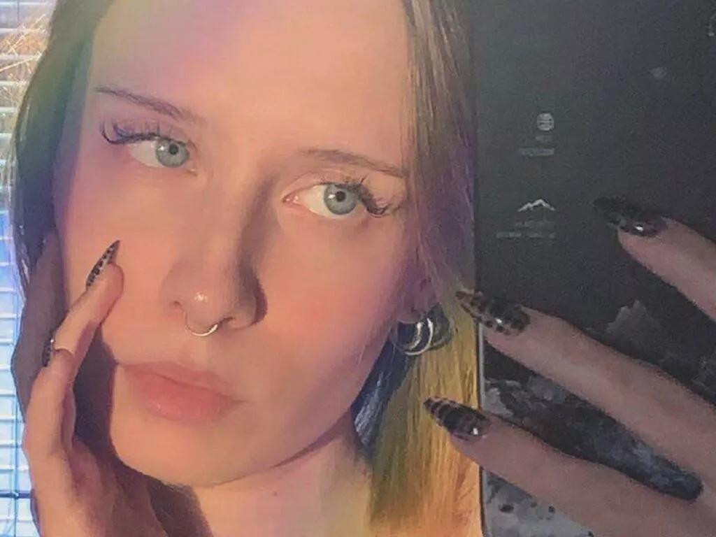 LiveJasmin LeonilaSeedorf is Freechat LeonilaSeedorf — I love deep conversations, good music, and late-night laughs. I'm into positive vibes, respectful energy, and people who know how to make me smile. I enjoy dressing up, dancing to my favorite songs, and exploring new fantasies in a safe, fun space....