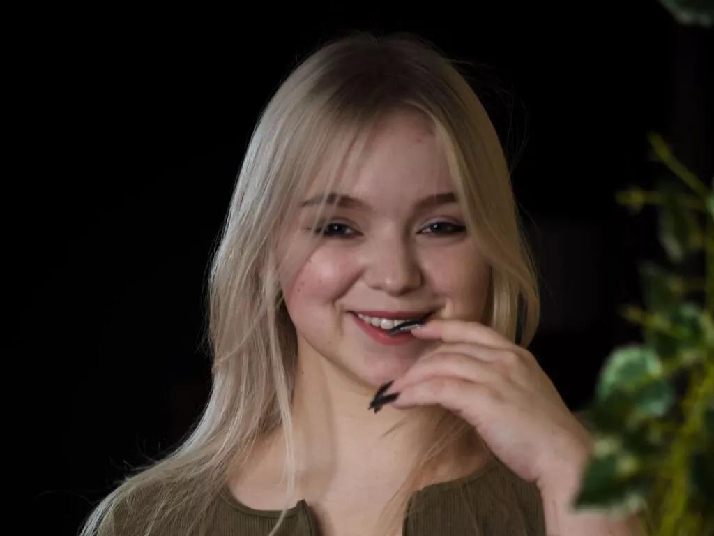 Offline LizbethGodbold on LiveJasmin