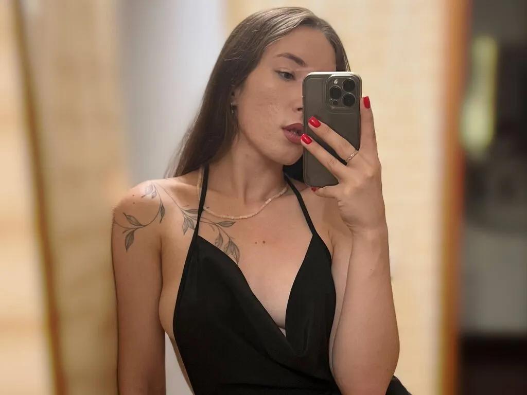 LiveJasmin MossAnna is Freechat MossAnna — mm, if I could name only 10 things, it would be: 10 hours of sleep, sweets, good music, Colleen Hoover's books, cats, eustoma, long walks, night, sex, and broad-shouldered men :)