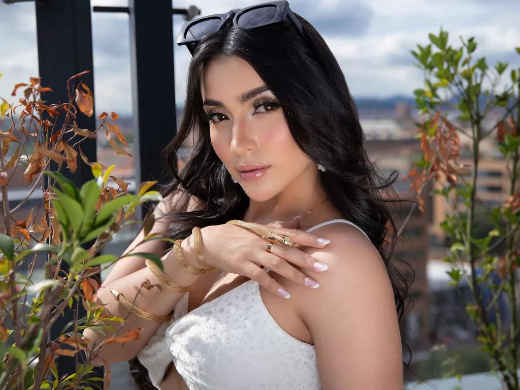 LiveJasmin Nina is Freechat Nina — I like to meet new people, talk about different subjects, I am passionate and sapiosexual. , dance to the rhythm of a song and enjoy my time alone while I imagine how you make your desires come true with me.