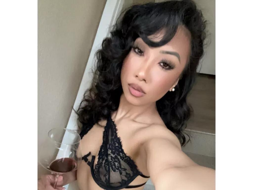 LiveJasmin PreeminentJessss is Freechat PreeminentJessss — A man that loves to spoil and show actions.