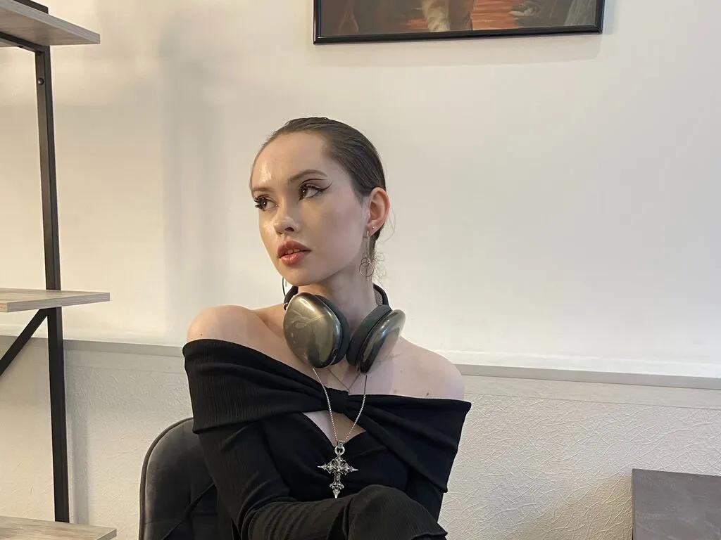 WillenaShake on LiveJasmin