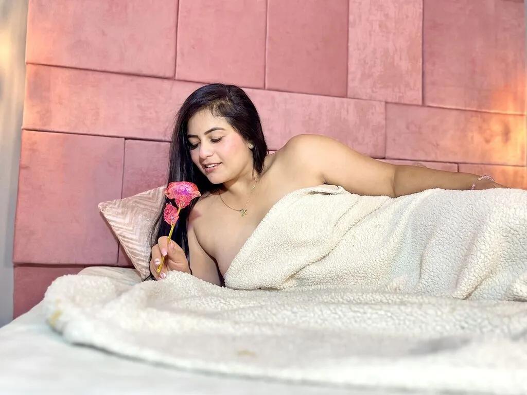 Offline XiomyEvance on LiveJasmin