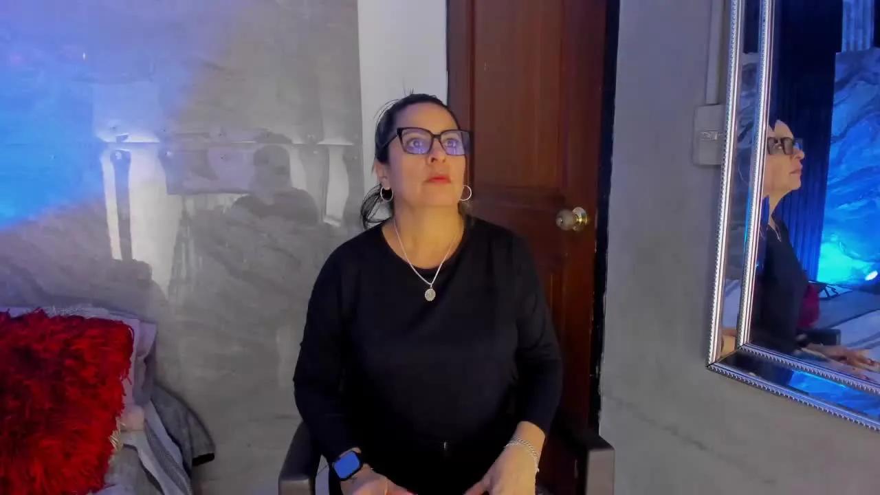 Offline AgathaPleasure on Streamray