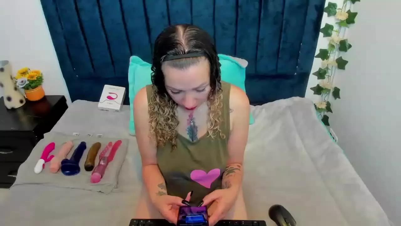 Offline alaha_evans on Streamray