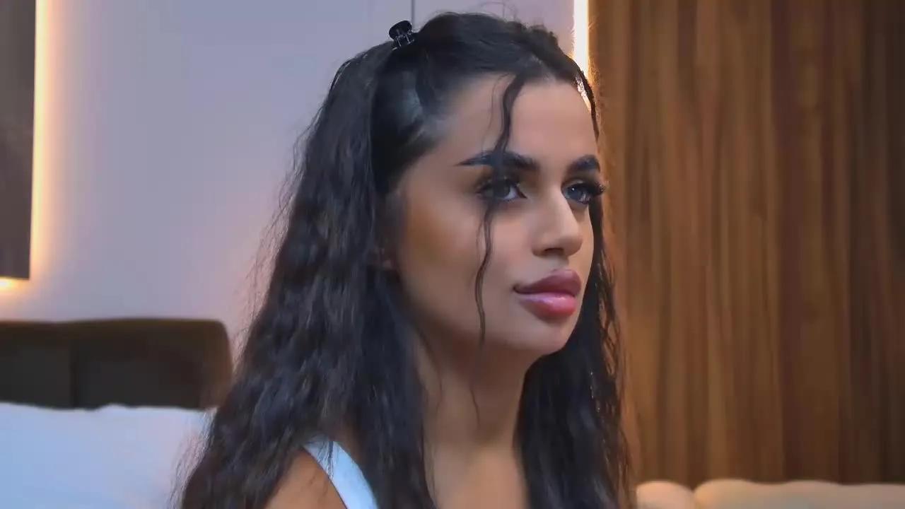 Offline AliceK on Streamray