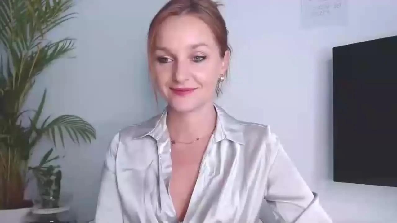 Offline AliciaTease on Streamray