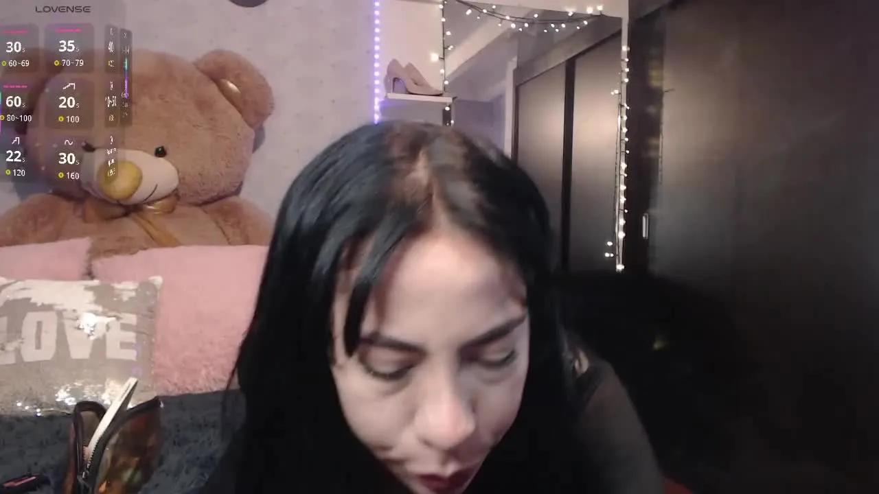 Offline Amelia_Ruso on Streamray