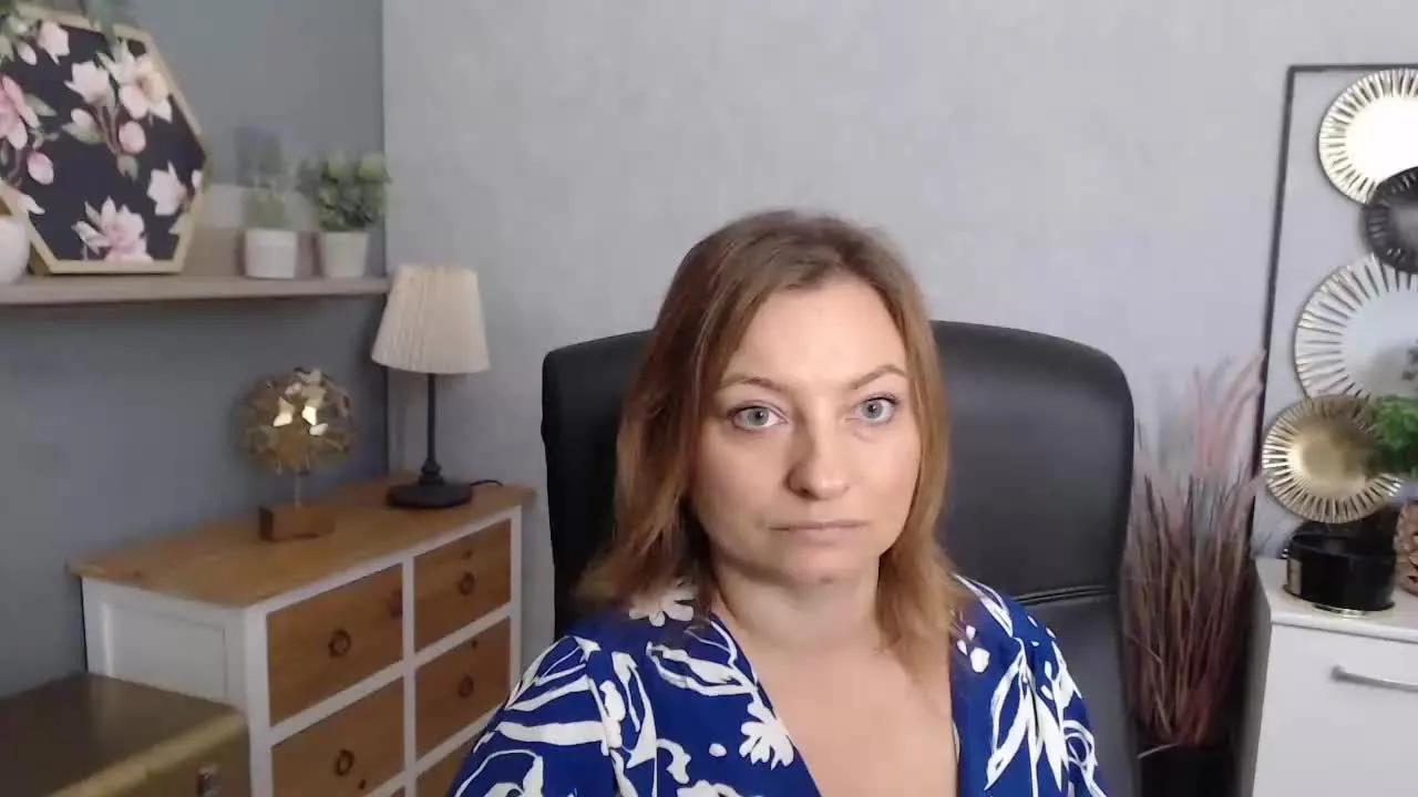 Offline an_gelaLove12 on Streamray