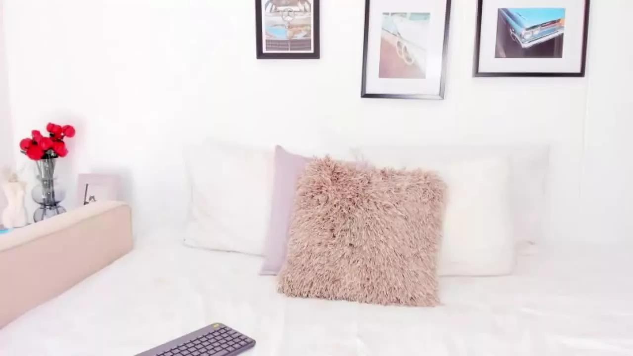 Freechat AprilRusso on Streamray