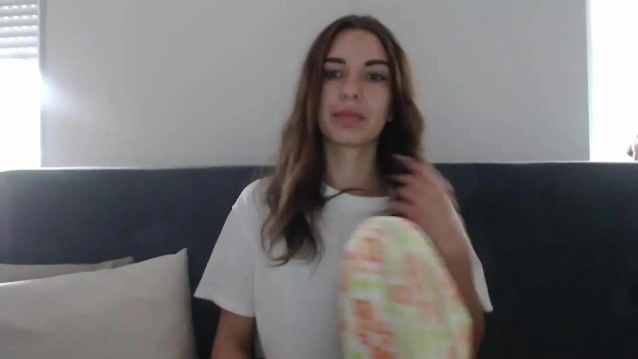 Offline AuroraKiss on Streamray