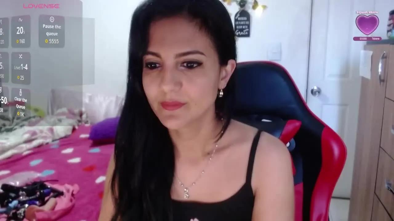 Freechat Basma_Hernandez on Streamray