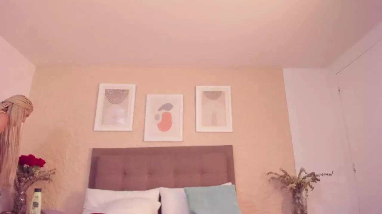 Offline CarolinaGlamour on Streamray