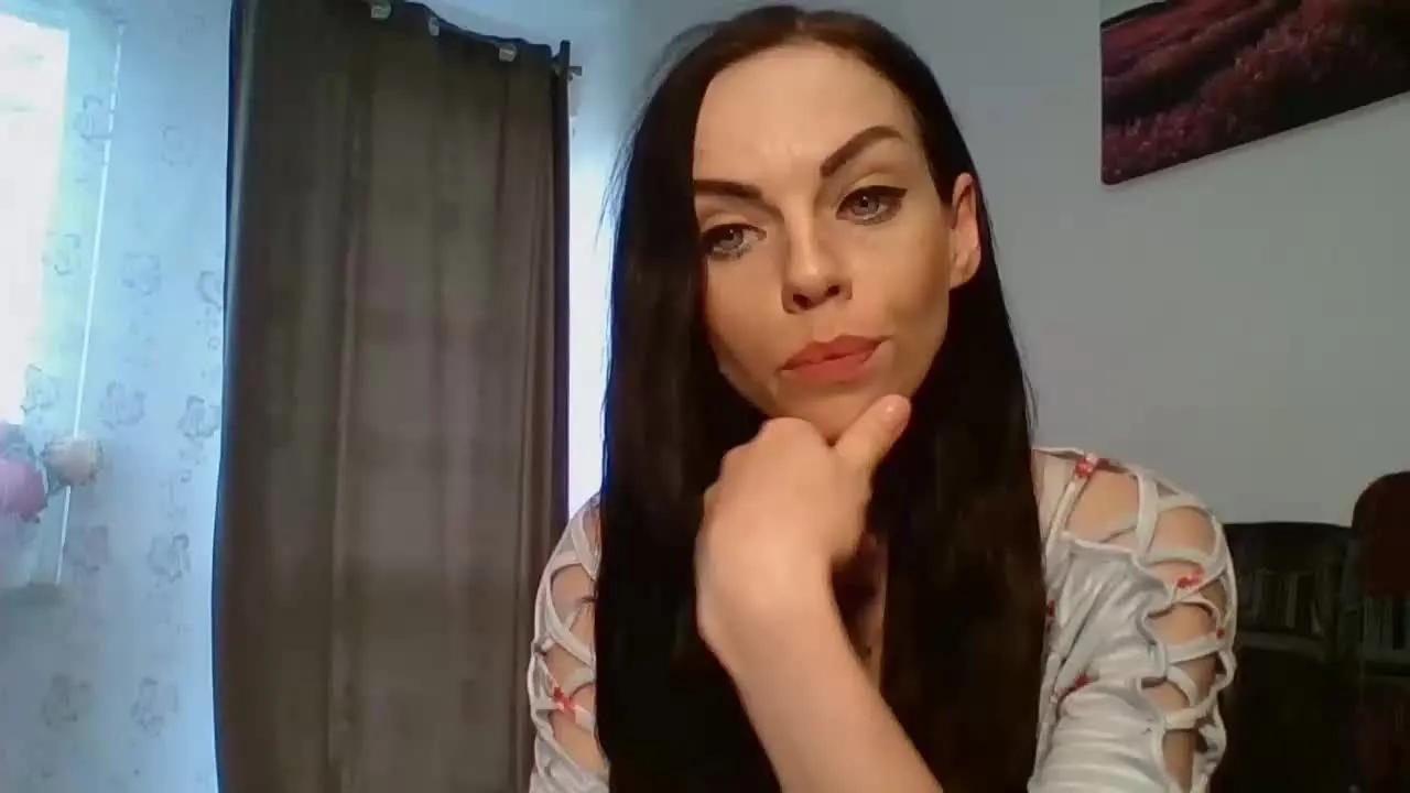 Offline CassieCrazy on Streamray