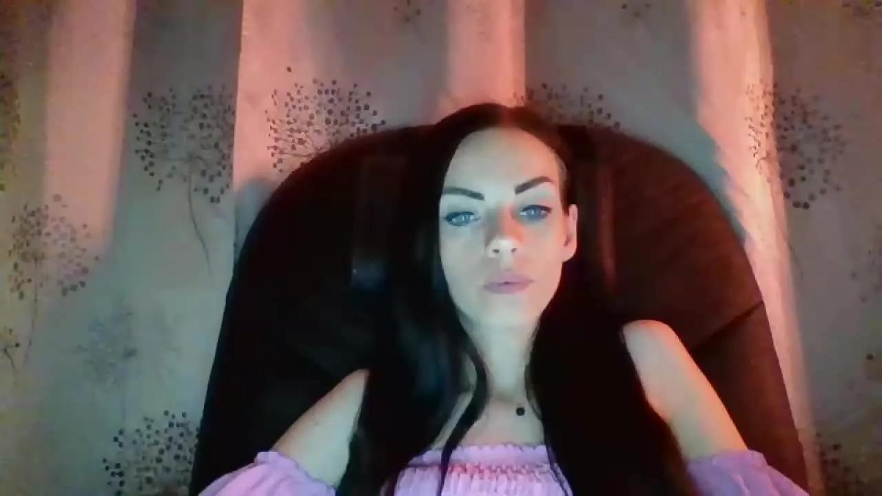 Offline CassieCrazy on Streamray