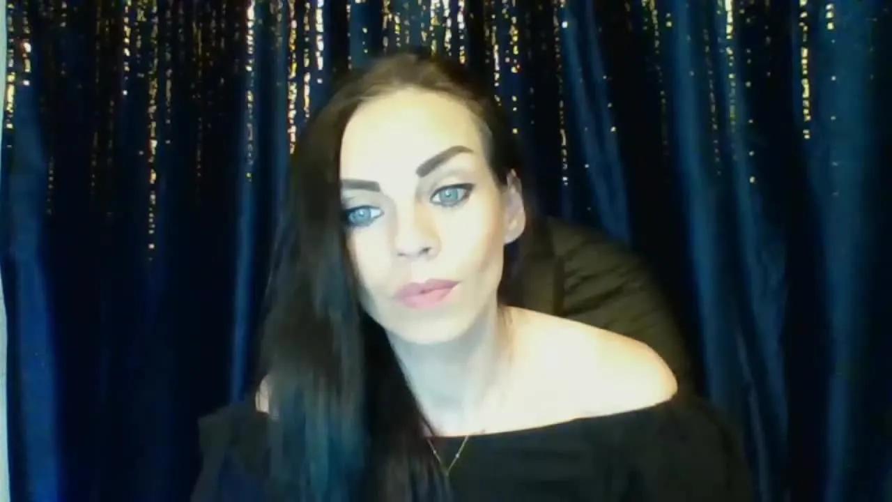 Offline CassieCrazy on Streamray