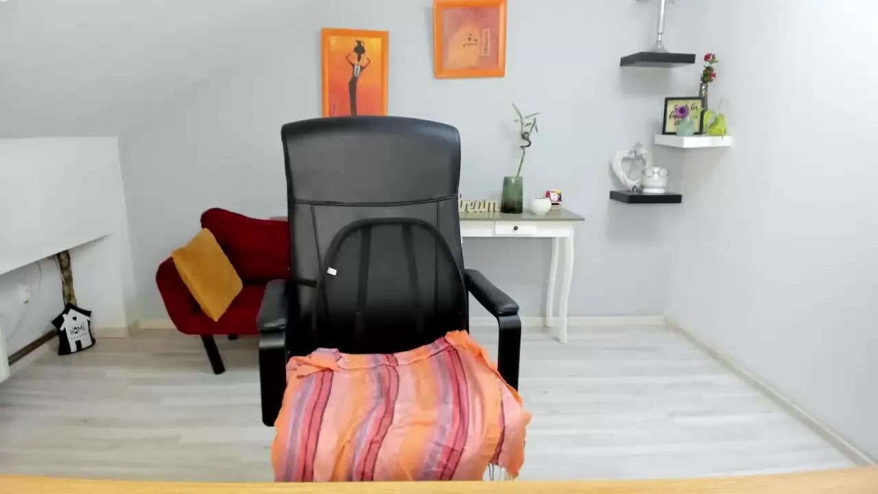 Offline Delicious_Lolly on Streamray