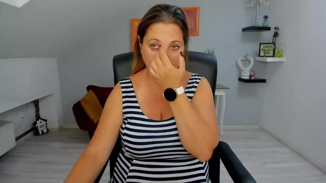 Offline Delicious_Lolly on Streamray