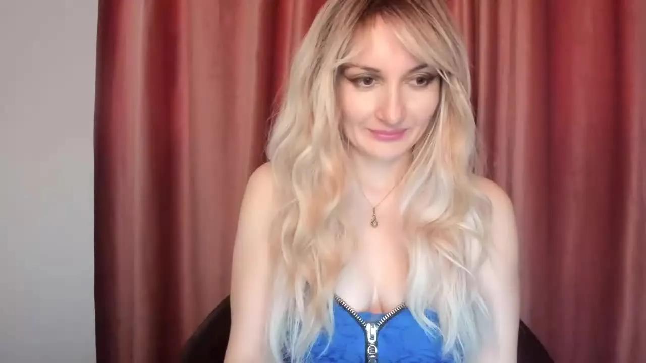 Freechat DianaLilouTS on Streamray