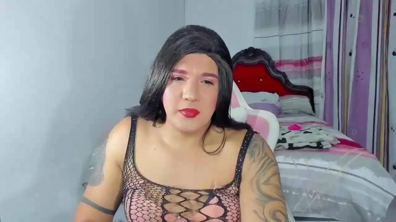 Offline dominant_cockTS on Streamray