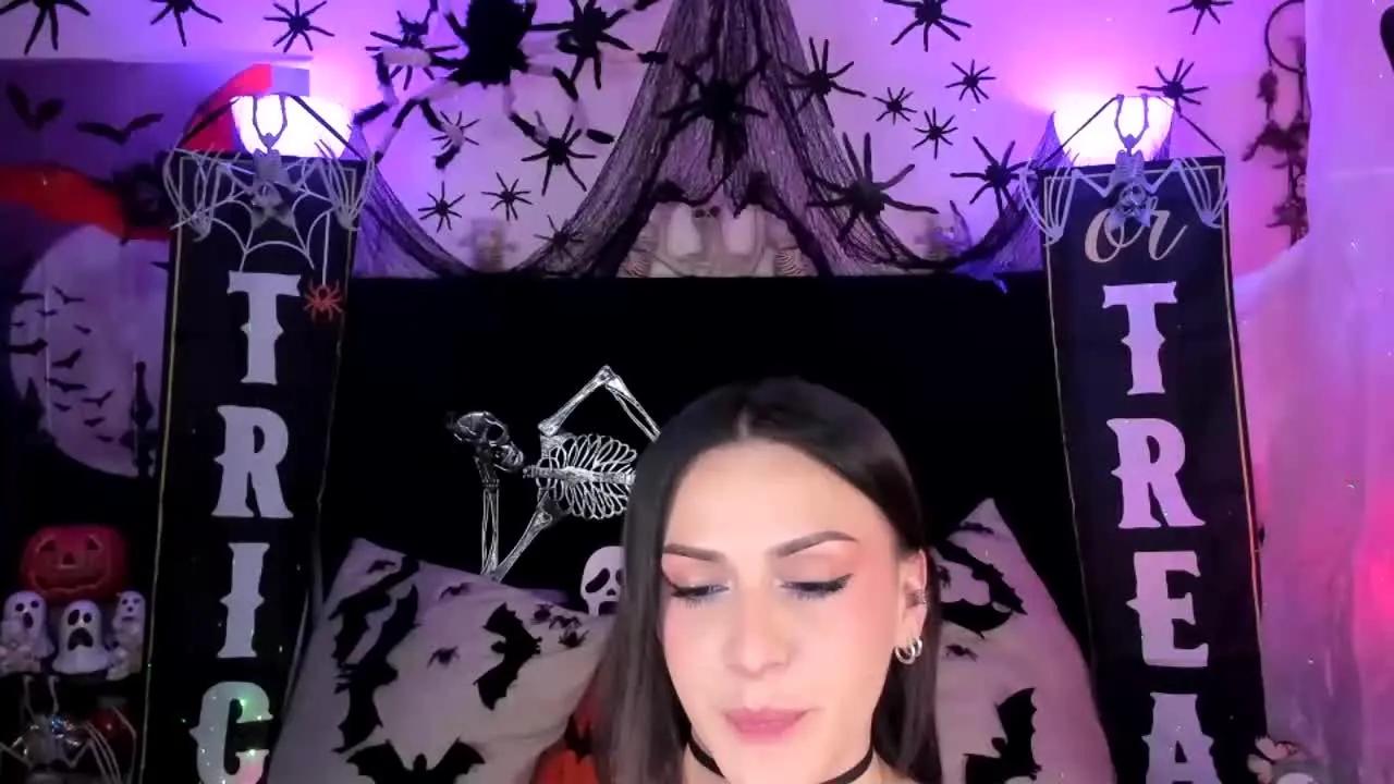 Offline Elina_Jhonson on Streamray