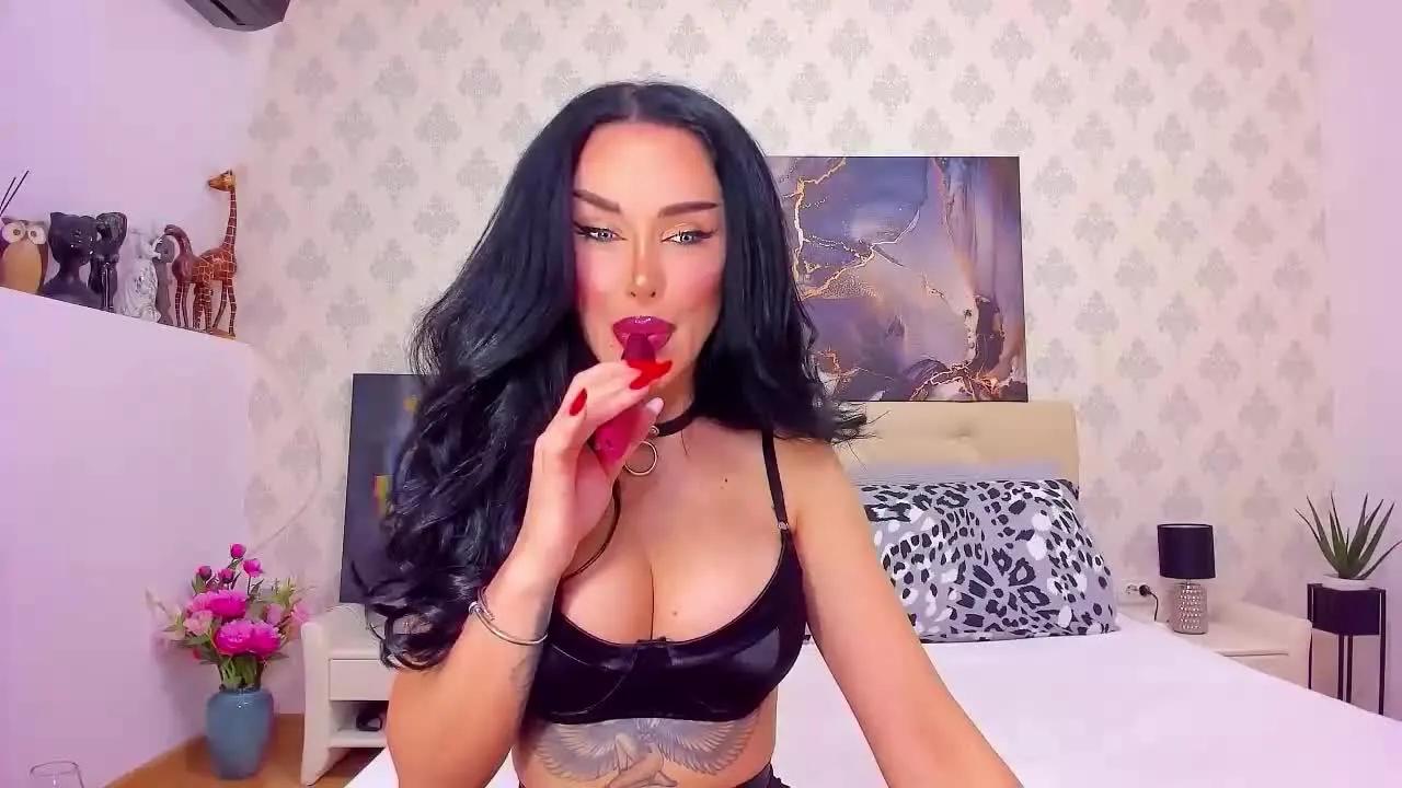 Offline FrancescaHarris on Streamray