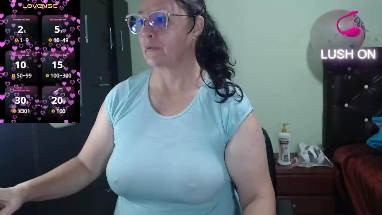 Offline hairyglad69 on Streamray