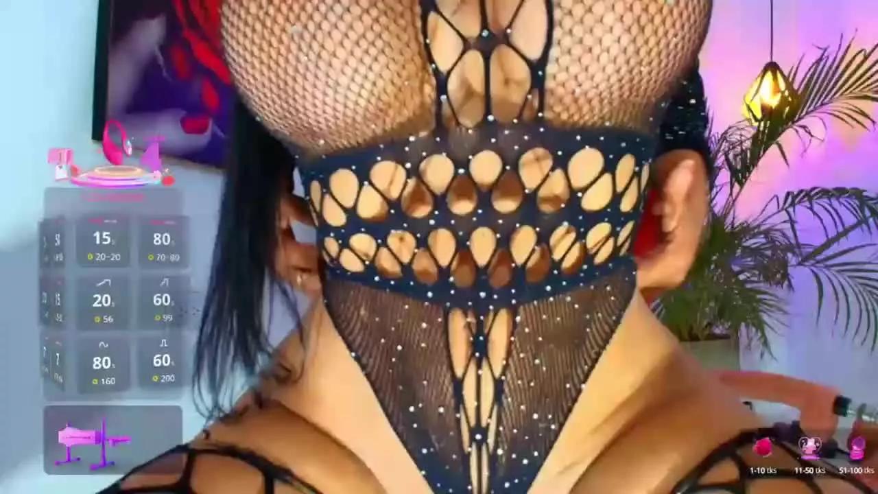 Offline KARINASQUIRTING on Streamray