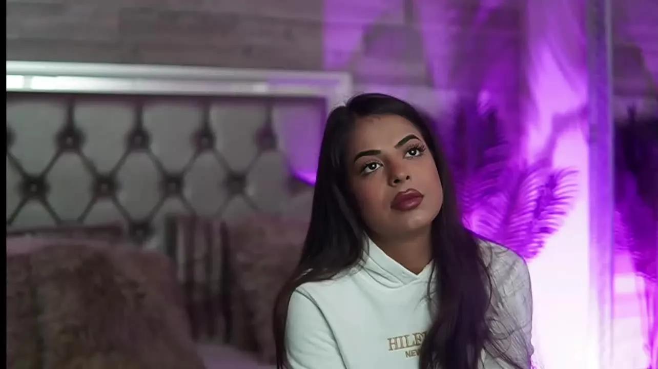 Offline KeylaBlair on Streamray