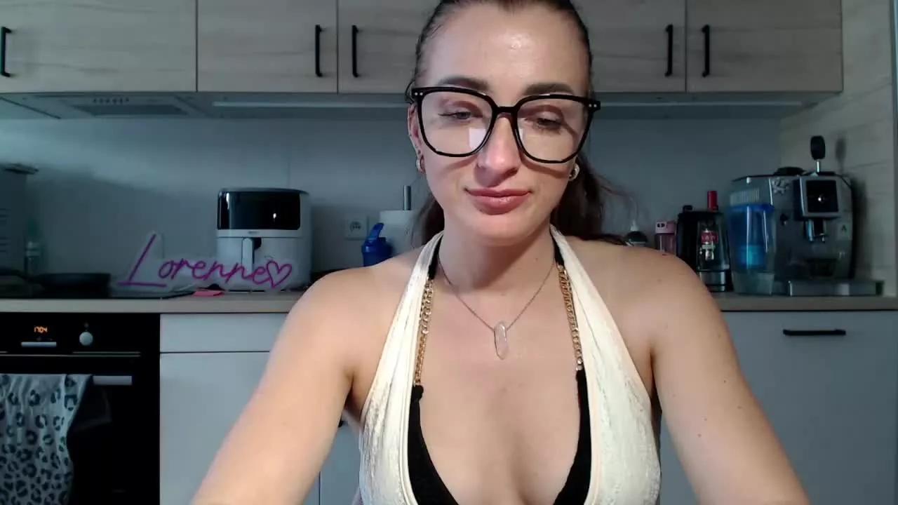 Offline LorenneDream on Streamray