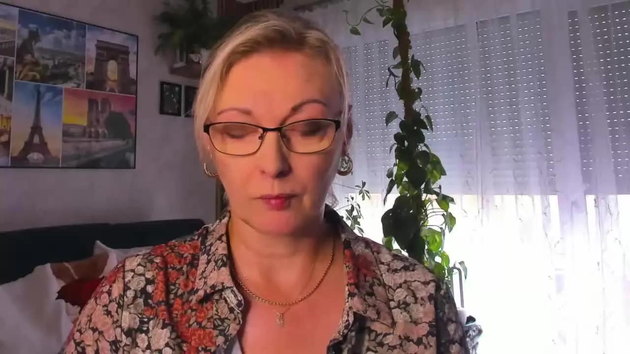 Offline LUXvanessa on Streamray