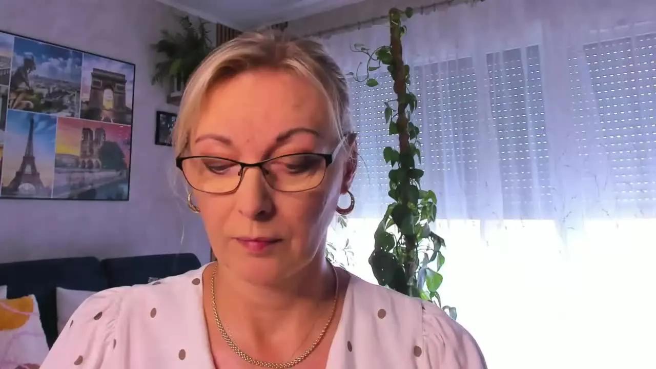 Offline LUXvanessa on Streamray