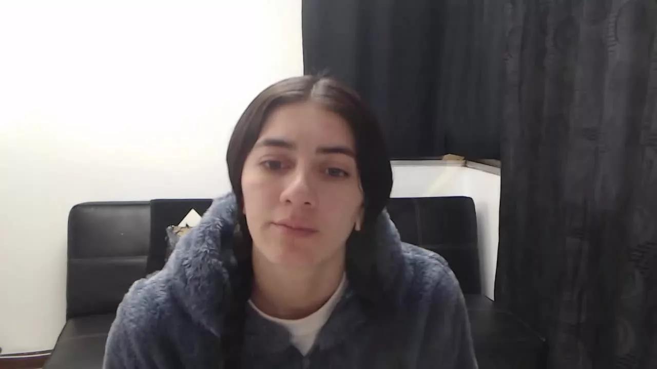 Offline Maria_Moon on Streamray