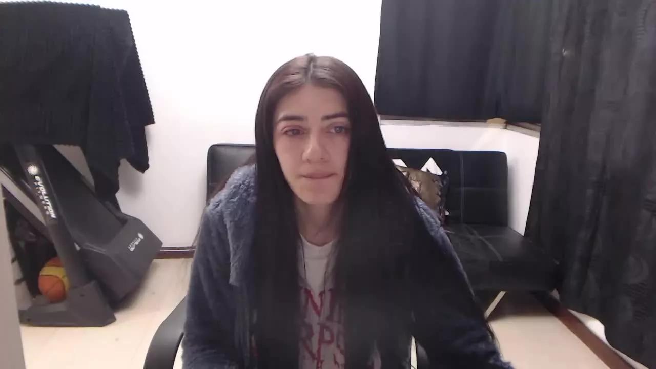 Offline Maria_Moon on Streamray