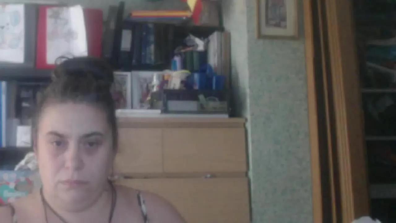 Offline mayalove6969 on Streamray