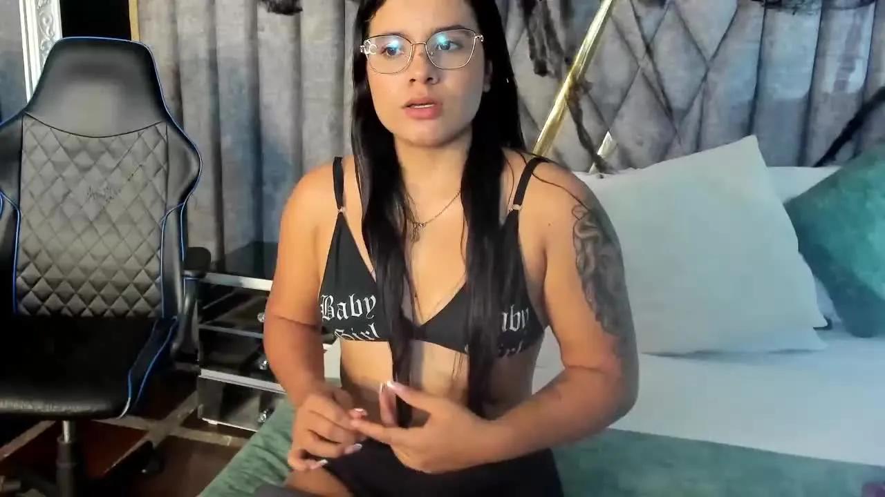 MiaSwann — Freechat on Streamray